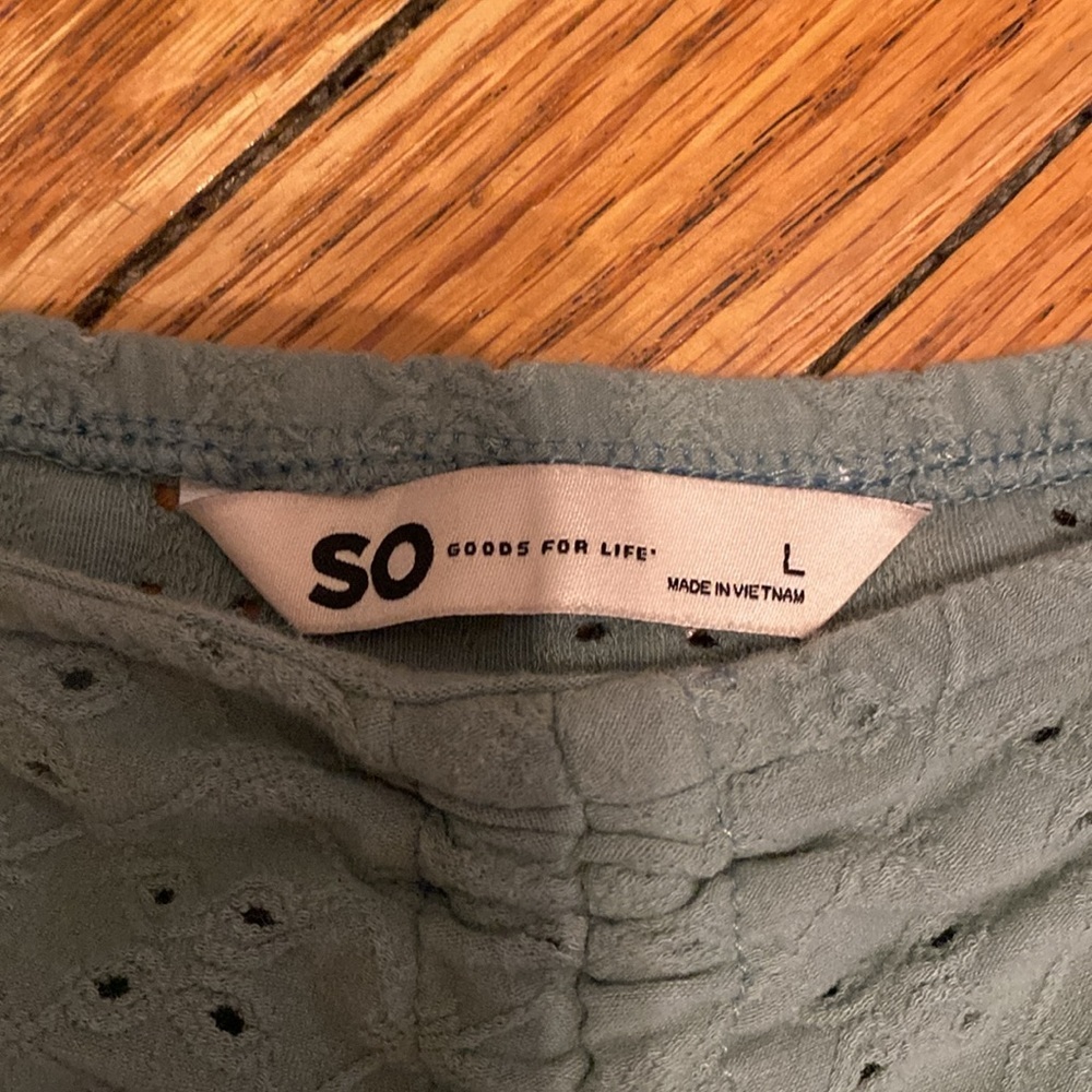 So good for life size large green top - Picture 3 of 4